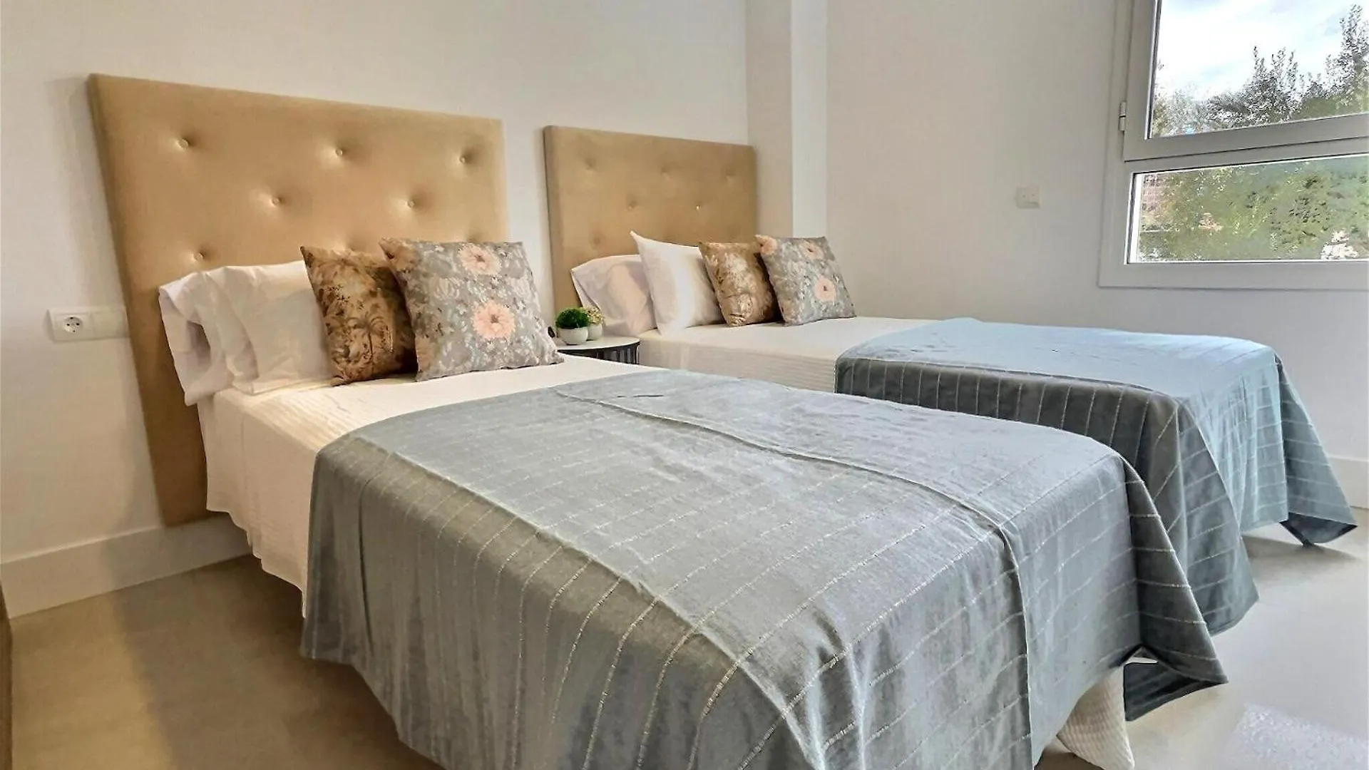 Experience Unrivalled Luxury At Emerald Greens Your Exclusive Retreat In The Heart Of San Roque Club Resort アルカイデサ 0*,  スペイン